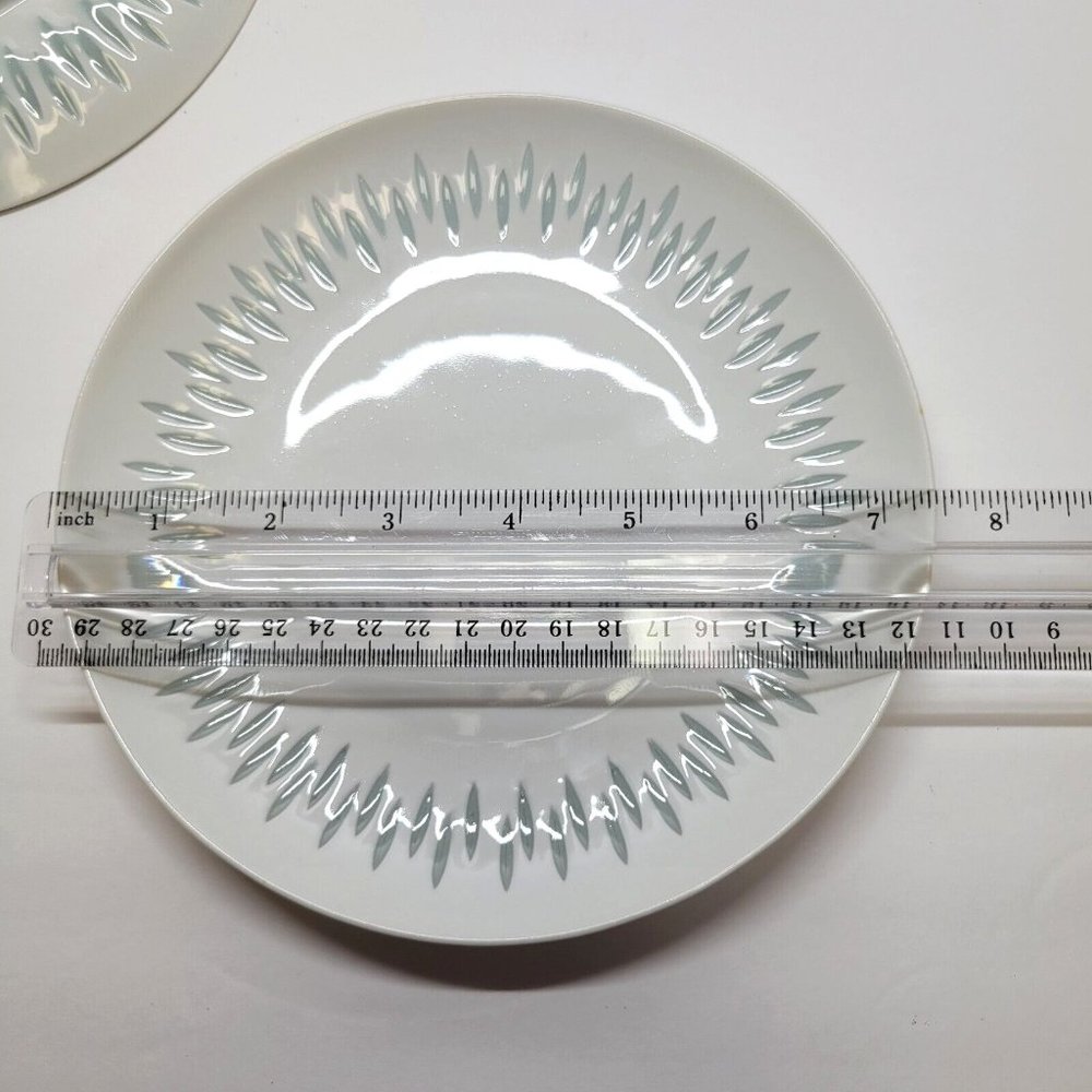 Lot of 2 Arabia of Finland 7 1/2" Salad Plates Vtg White Rice (Grains) Porcelain - Picture 5 of 5